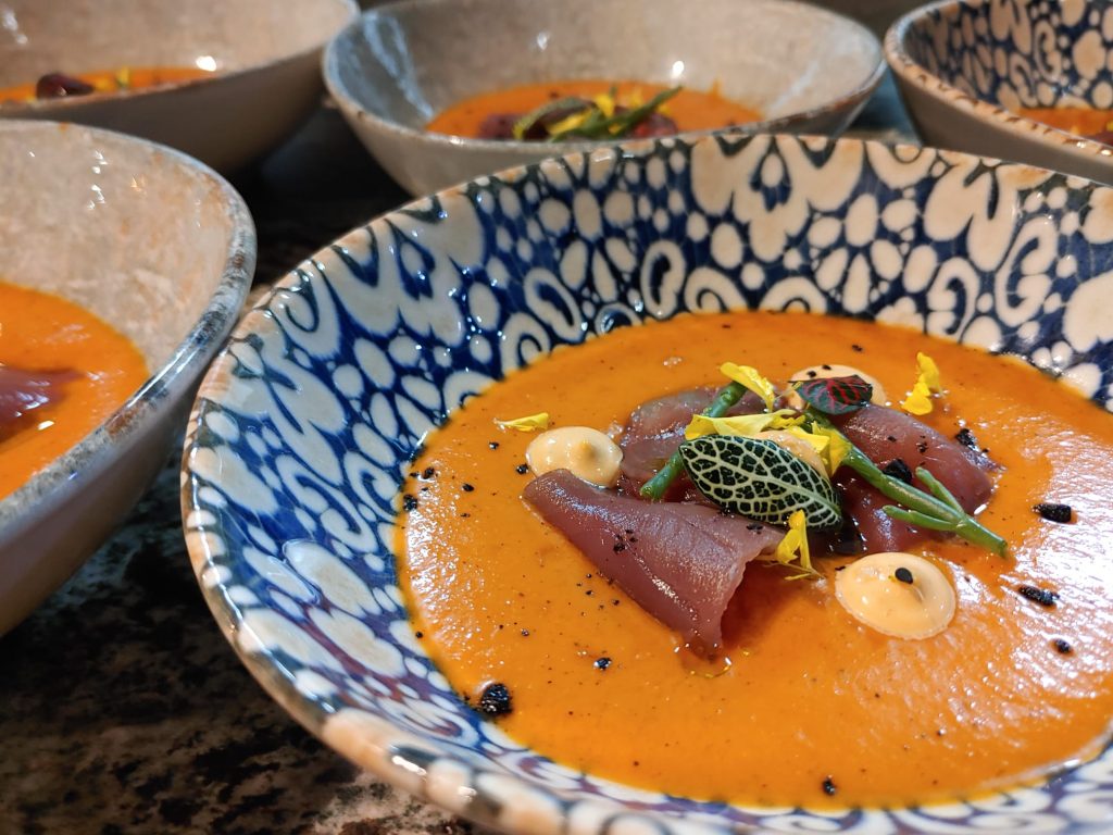 Cocina son fundamento en Uskar Madrid